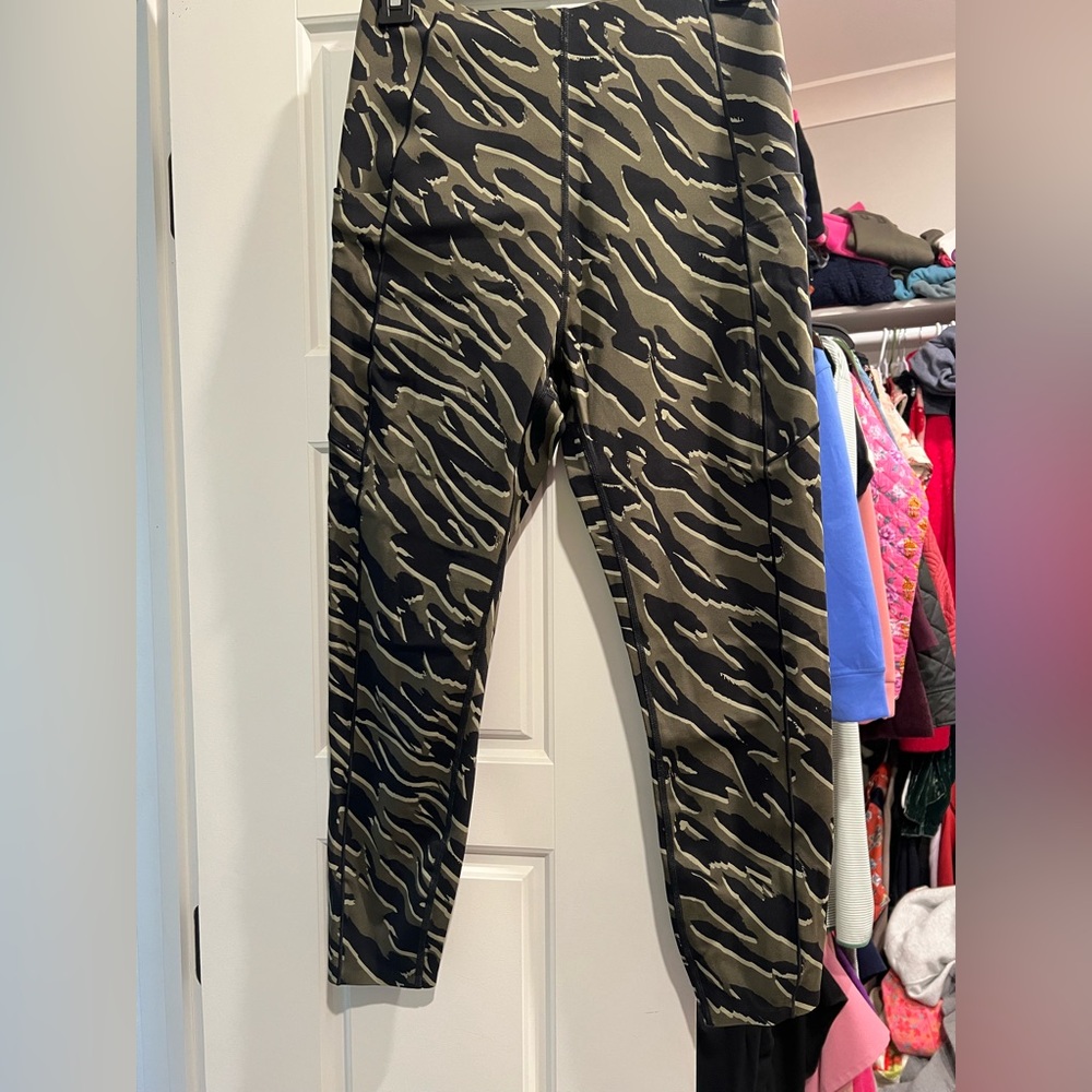 Sweaty Betty Power 7/8 legging, US 8-10, EUC